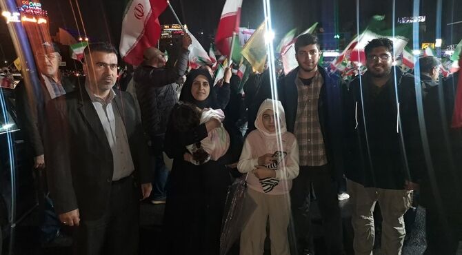 حضور پرشور مردم مقاوم کرج در راهپیمایی علیه رژیم صهیونیستی 