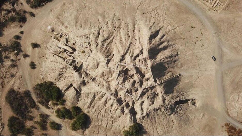حفاظت از آثار ملموس و ناملموس با تاکید بر تپه های باستانی کنارصندل جیرفت