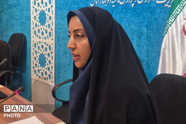 هفته بهداشت روان در بهارستان‌دو؛ از هم‌اندیشی مشاوران تا آموزش پیشگیری از خودکشی