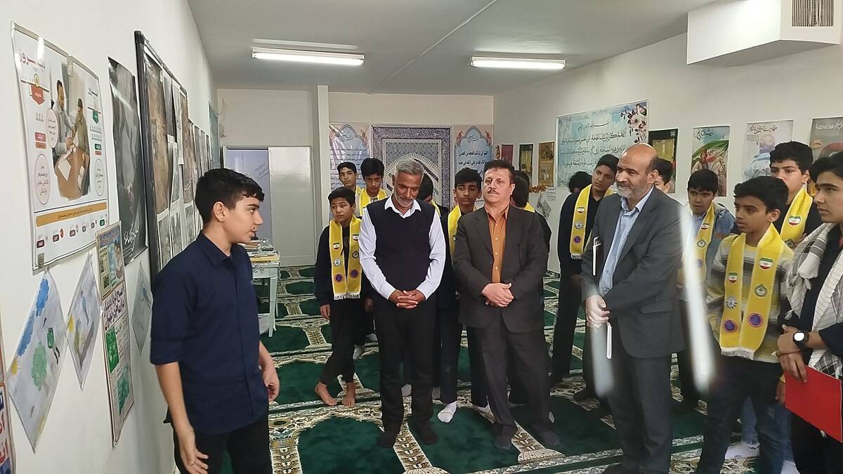 بازدید مسئول اتحادیه‌انجمن اسلامی مدارس شهرستان کاشمر از دبیرستان پسرانه سما 