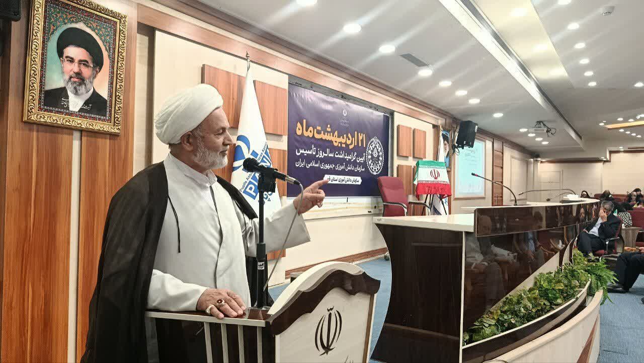 نوجوانان میدان‌دار اصلی نبرد با دشمن هستند