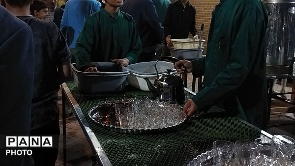 هشتاد و پنجمین شب از فعالیت چایخانه فاطمه الزهرا در قاب پانا 