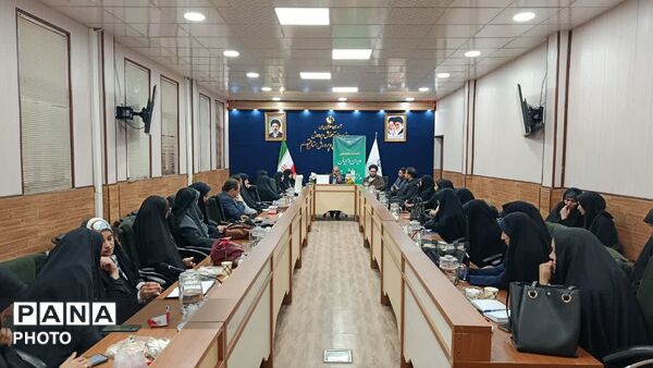 سلسله نشست‌های تخصصی مدیران و مربیان مدارس تشکیلاتی سازمان دانش‌آموزی در قم