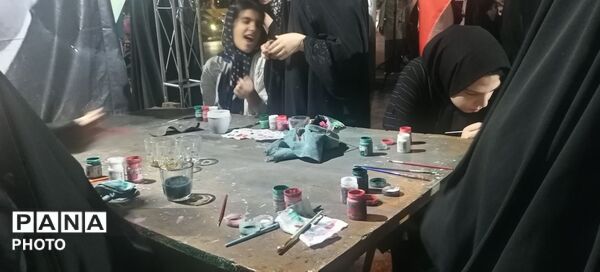 غرفه‌های دهه نودی‌ها در مسیر نمایش اقتدار مردمی