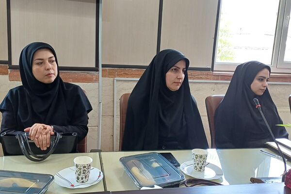 تقدیر از مراقبین سلامت و ارگان‌های مرتبط با حوزه سلامت در اداره آموزش و پرورش شهریار 