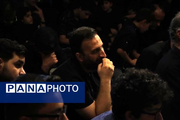 مراسم عزاداری ظهر شهادت امام رضا(ع) در مدرسه رویش کاشان