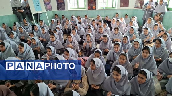 صدای پای مهربانی در راهروهای بیمارستان تا مدارس