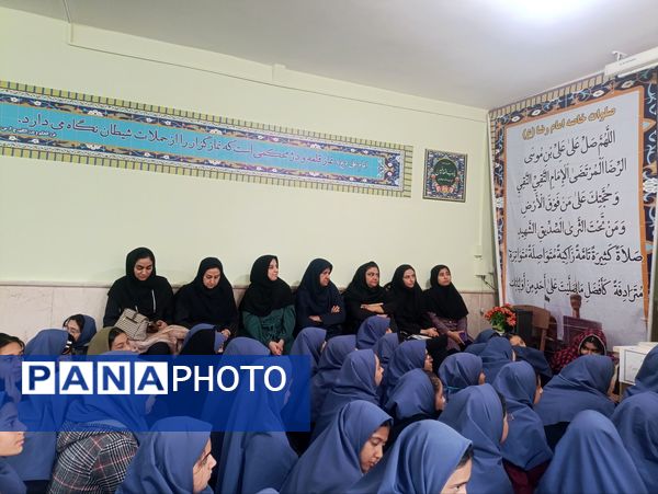 جشن نیمه‌شعبان در دبیرستان دکتر جواد حداد۲ ناحیه پنج مشهد