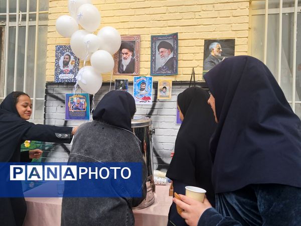 جشن ایرانمون دبیرستان انیس خوشقدم در اعیاد شعبانیه 