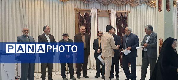  تقدیر از عوامل هیئت فرهنگیان نیشابور 