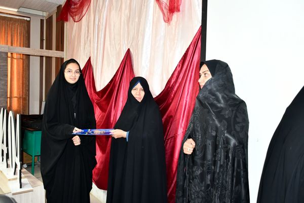 جشن ستارگان آموزش و پرورش مه‌ولات