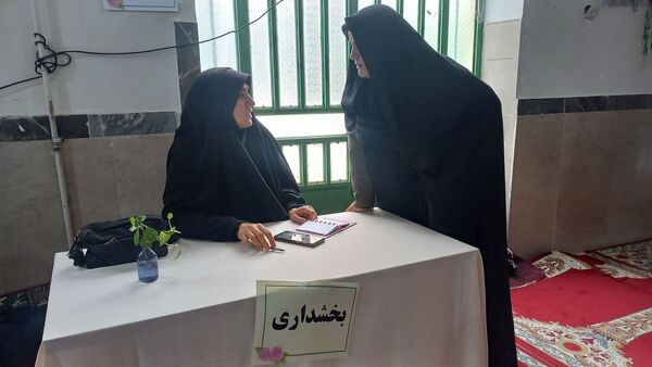 برگزاری «میز خدمت ویژه بانوان» به مناسبت میلاد حضرت فاطمه زهرا (س) در فیروزان