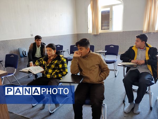 بارگزاری مسابقات قرآن رشته‌های پژوهشی پسران در شهرستان مه‌ولات