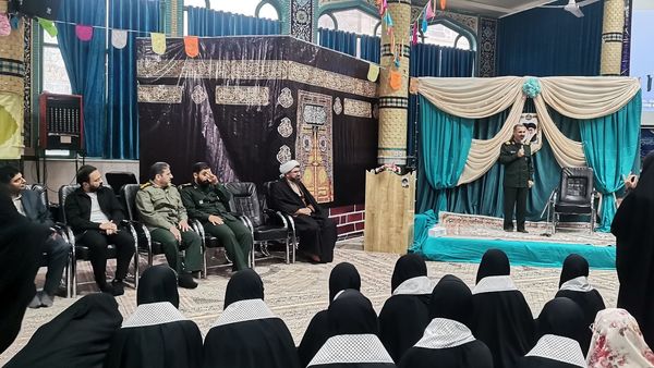 از نیمکت مدرسه تا محراب مسجد؛ اعتکاف، کانون خودسازی دانش آموزان