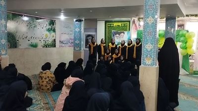 برگزاری اجلاس نماز در مدرسه شهید ربیعی منطقه ۱۰ تهران