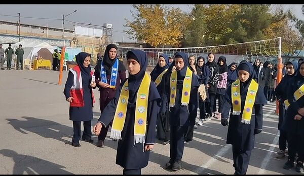 برگزای بیست و ششمین مانور سراسری زلزله و ایمنی در دبیرستان دخترانه متوسطه اول شهید عباسی 