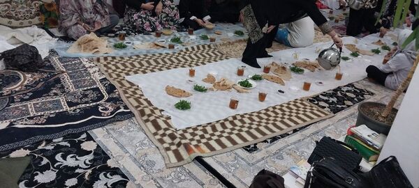 بانوان فدافن  زمزمه‌های ایمان در خلوت نورانی اعتکاف مسجد جامع