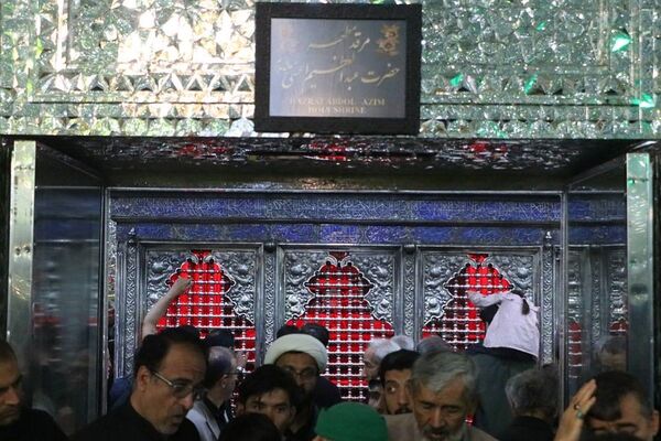 وداع با پیکر مطهر شهید حسین امیرعبدالهیان در شهرستان ری