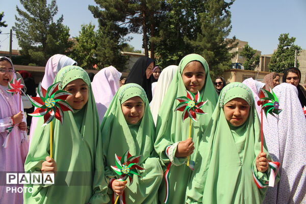  آغاز جشن بندگی دانش‌آموزان  شهرستان نظرآباد 
