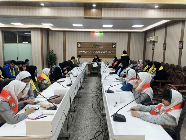 توانمندسازی خبرنگاران نوجوان پانا در پلدختر