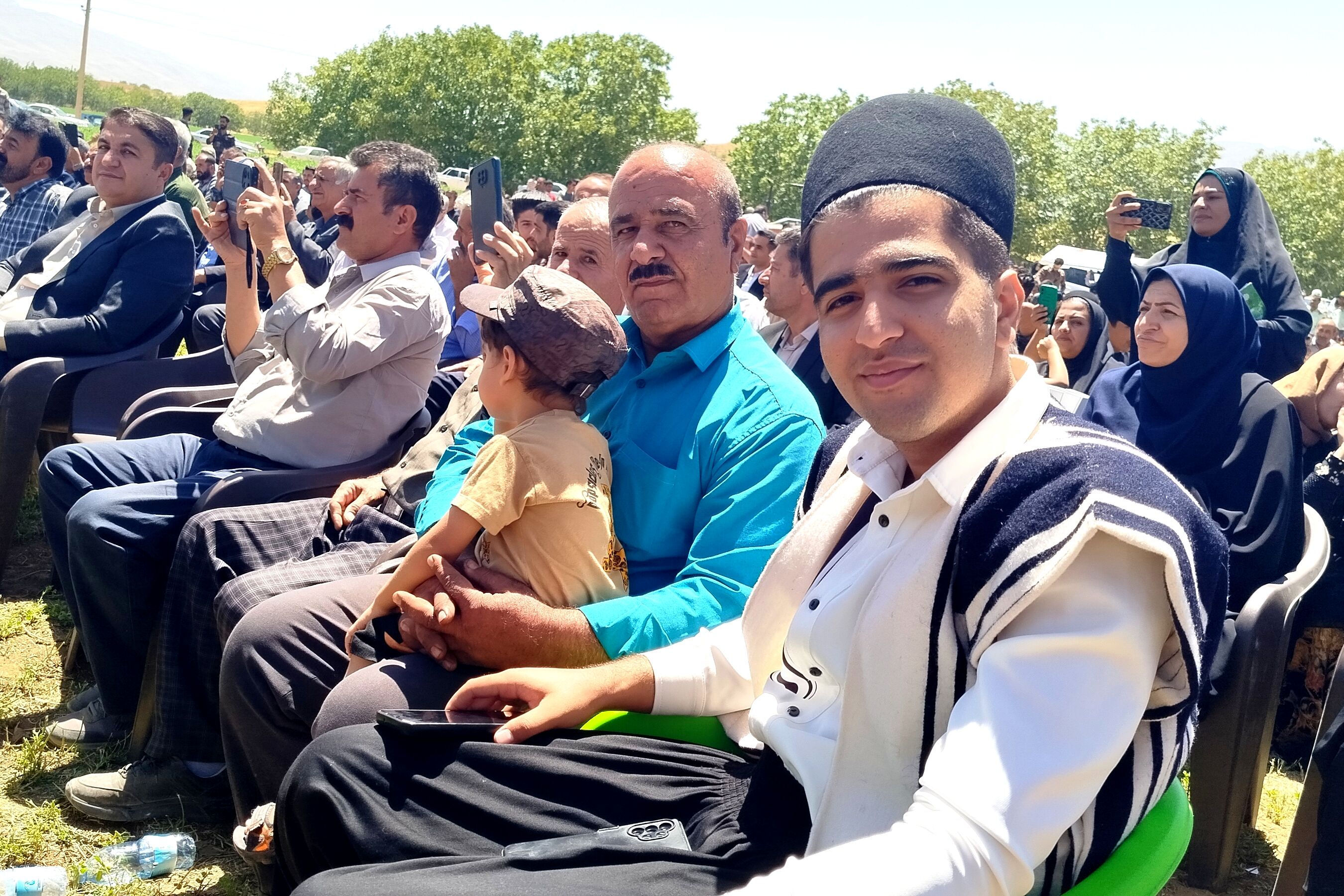 آیین کلنگ زنی پروژه آب چشمه سفید در خانمیرزا