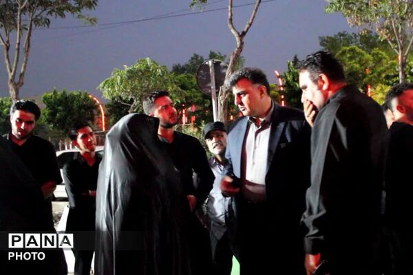 بازدید مدیر آموزش و پرورش منطقه پردیس از موکب های پذیرایی و ستاد اسکان زائرین