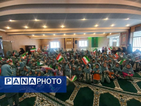 مراسم روز دانش آموز در دبستان دخترانه شاهد تحقیقی ناحیه ۶