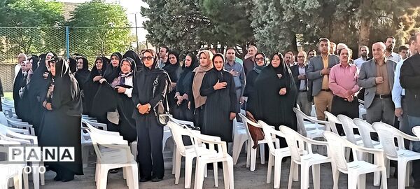 مشارکت خانواده‌ها در تصمیم‌های مدرسه؛ صدای اولیا در دبیرستان نمونه امام حسین(ع)