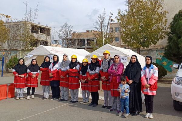 برگزاری مانور زلزله و ایمنی در مدرسه پایلوت شهرستان شهریار 