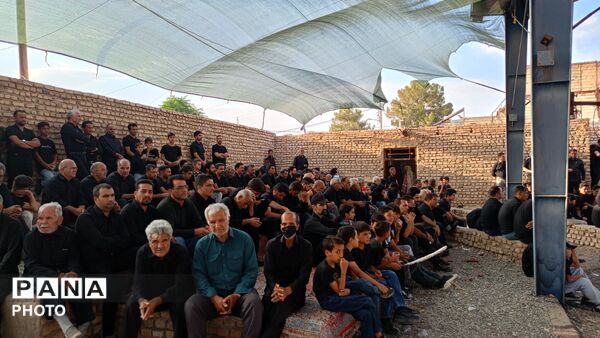 مراسم عزاداری عصر عاشورا در روستای نصرآباد