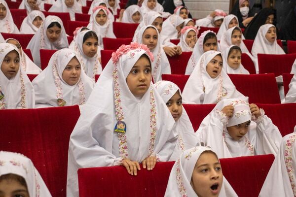 برگزاری جشن روزه‌اولی‌ها برای دانش‌آموزان دختر شهرستان محلات