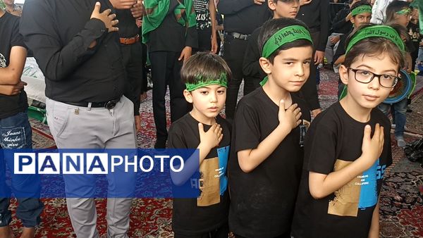 برگزاری مراسم احلی من العسل در شهرضا 