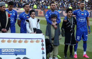 اعلام ورزشگاه مسابقه استقلال و گل‌گهر سیرجان