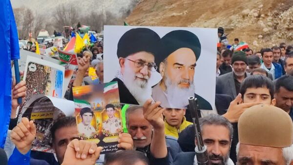 تجدید میثاق مردم با آرمان‌های انقلاب در سایه وحدت و ایمان