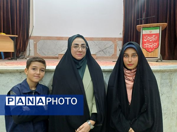 جشن تجلیل از دانش‌آموزان خبرنگاران فعال پانا و دانش‌آموزان رتبه‌های برتر شاهد  