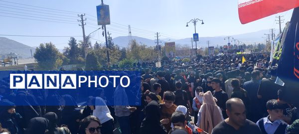 حضور پرشور مردم یاسوج در راهپیمایی یوم‌الله ۱۳ آبان