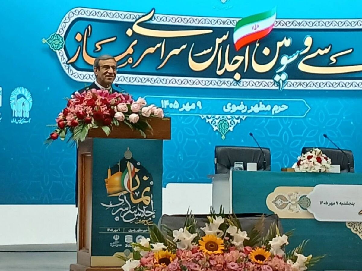  نماز جماعت فرصتی برای شنیدن بی‌واسطه مسائل مردم و ارزیابی عملکرد دستگاه‌هاست