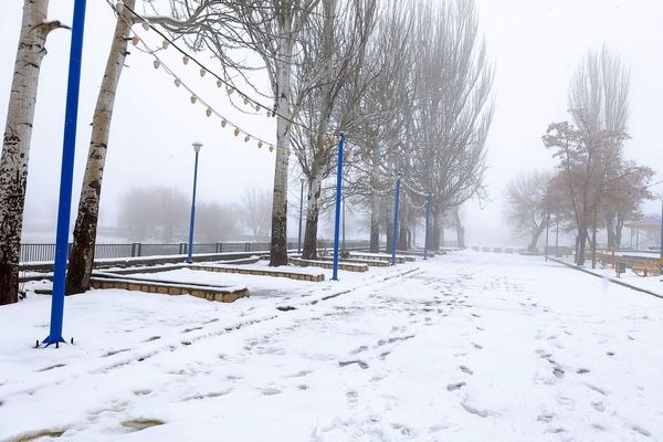 برف بی‌پایان، شهرستان بن را در آغوش سپیدی برد