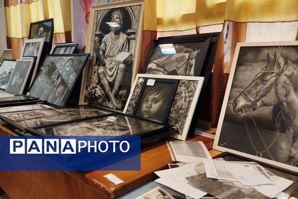 بازدید رئیس آموزش و پرورش شهرستان قدس از داوری آثار جشنواره فرهنگی هنری فردا و پرسش مهر