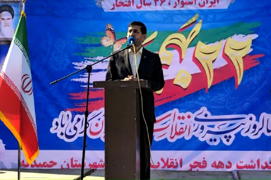مردم بجای عقب‌نشینی، مشکلات را باحضور در صحنه حل می ‌کنند