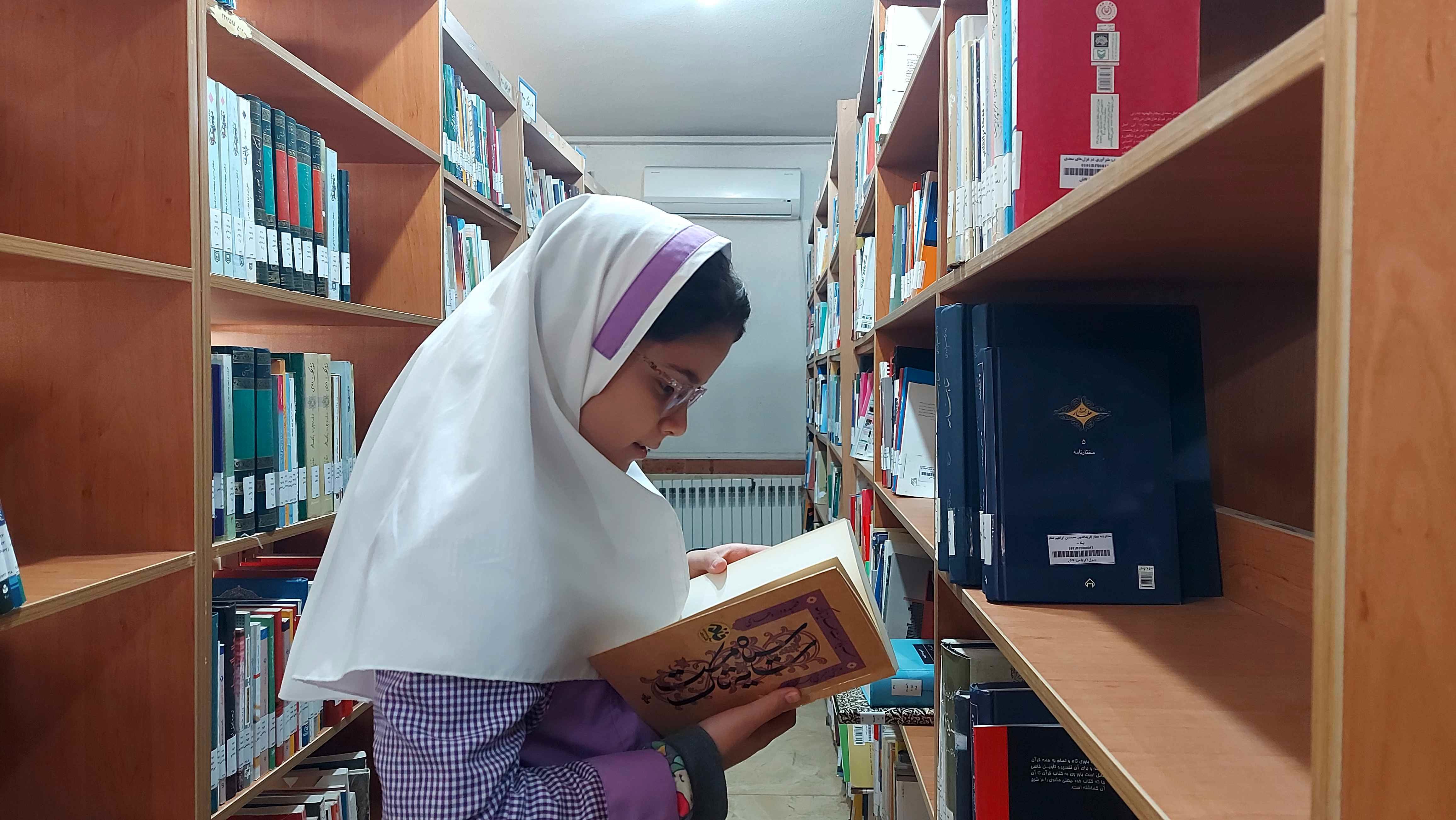 پویش کتابخوانی به‌مناسبت هفته بسیج 