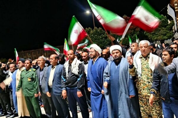 دیشموکی‌ها همچنان پای کار انقلاب