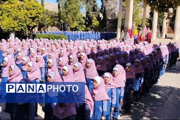 حضور وزیر آموزش‌وپرورش در حافظیه شیراز
