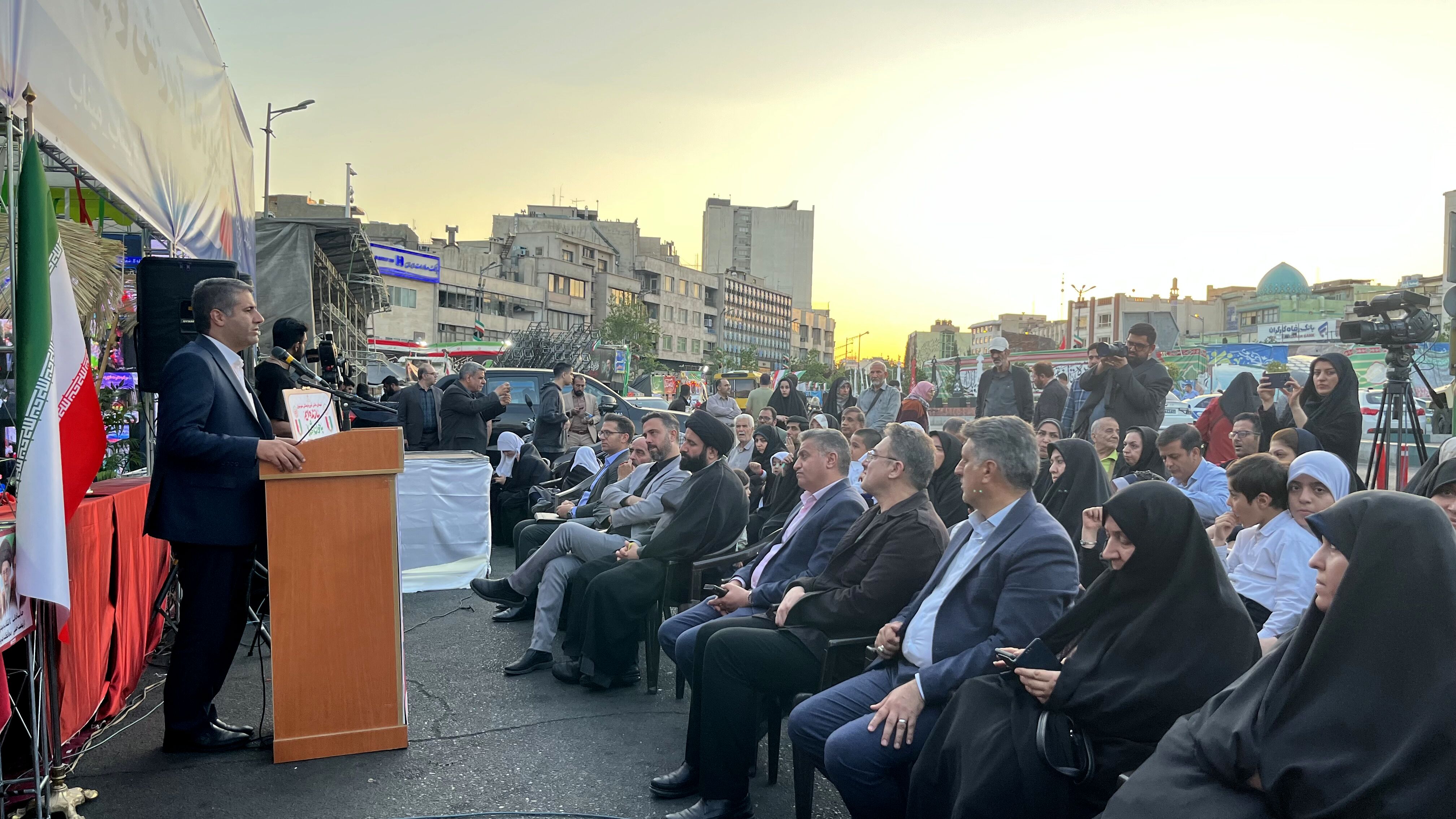 افتتاح غرفه‌هاى «قرار فرهنگی» مناطق ۱۹ گانه تهران