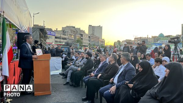 افتتاح غرفه‌هاى «قرار فرهنگی» مناطق ۱۹ گانه تهران