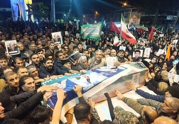 اجتماع عظیم مدافعان کوهدشتی به وطن به محفل شهدا تبدیل شد