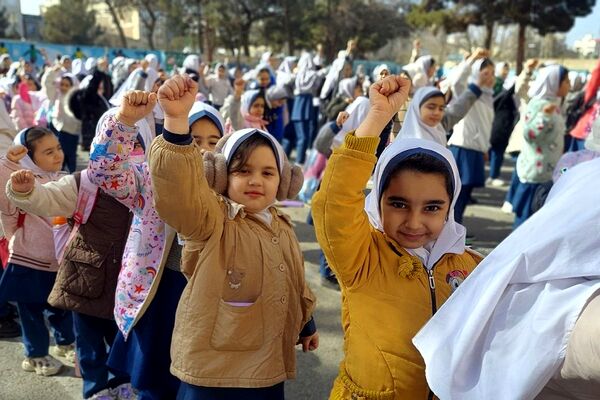 طنین زنگ انقلاب در مدارس شهرستان شهریار 