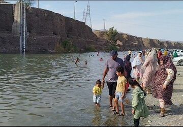 روز دوستی با طبیعت در رودان 
