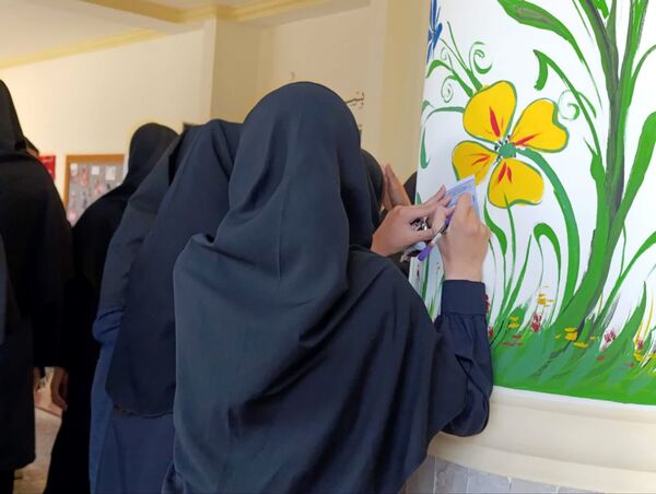 انتخابات مدرسه‌ای در دبیرستان هیات امنایی مطهره گالیکش
