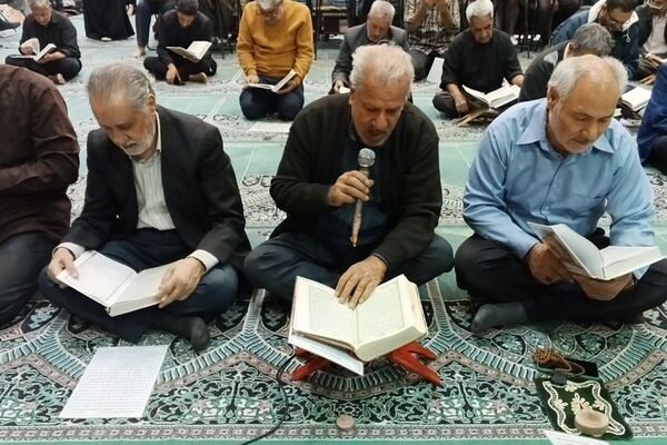 عطر ندبه در مسجد کاووسیه صاحب‌الزمان؛ زمزمه‌هایی که دل‌ها را روشن کرد